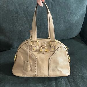 EUC vintage Saint Laurent Beige Leather Shoulder Bag with Gold Hardware